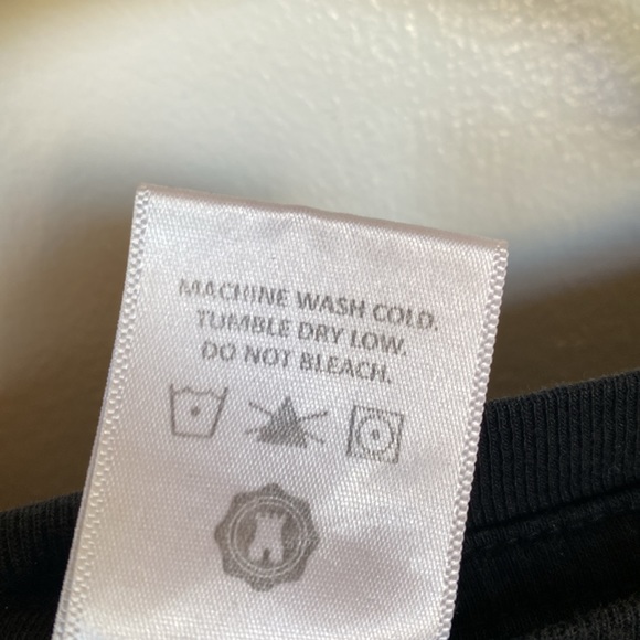 BLACK MENS CROOKS AND CASTLES SHIRT SIZE LARGE MADE IN INDIA 100% COTTON🇮🇳🖤👕 - Picture 7 of 7